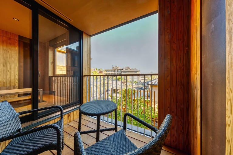 SETRE NARAMACHI（セトレ ならまち）